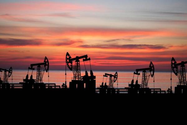 石油是如何變成聚氯乙烯UPVC產(chǎn)品？(圖1)